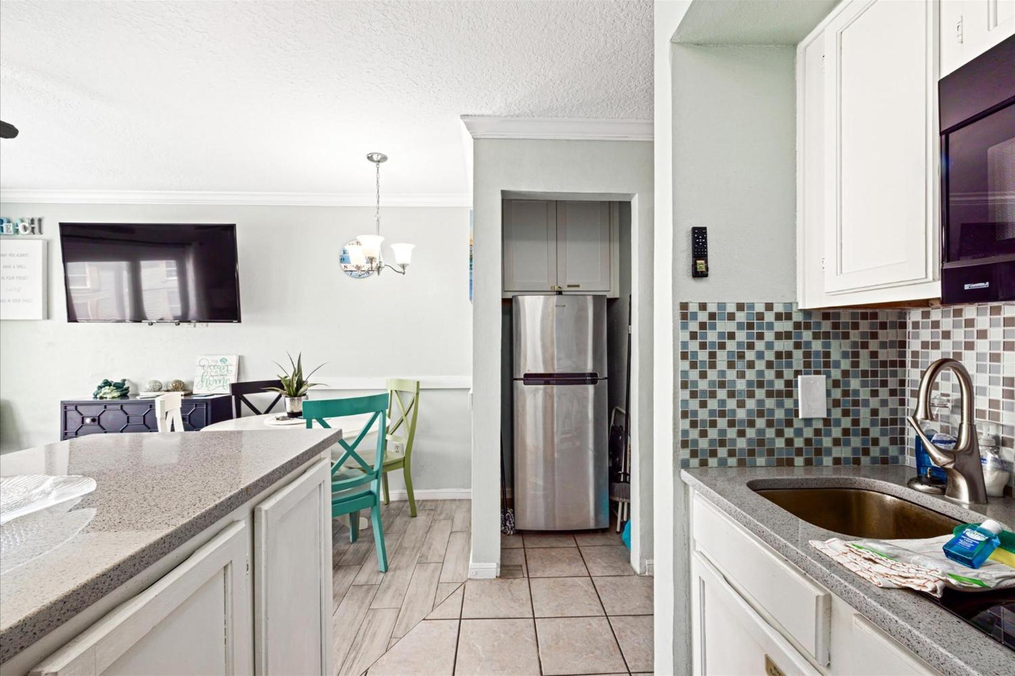 Charming Waterfront Condo Galveston Exterior photo