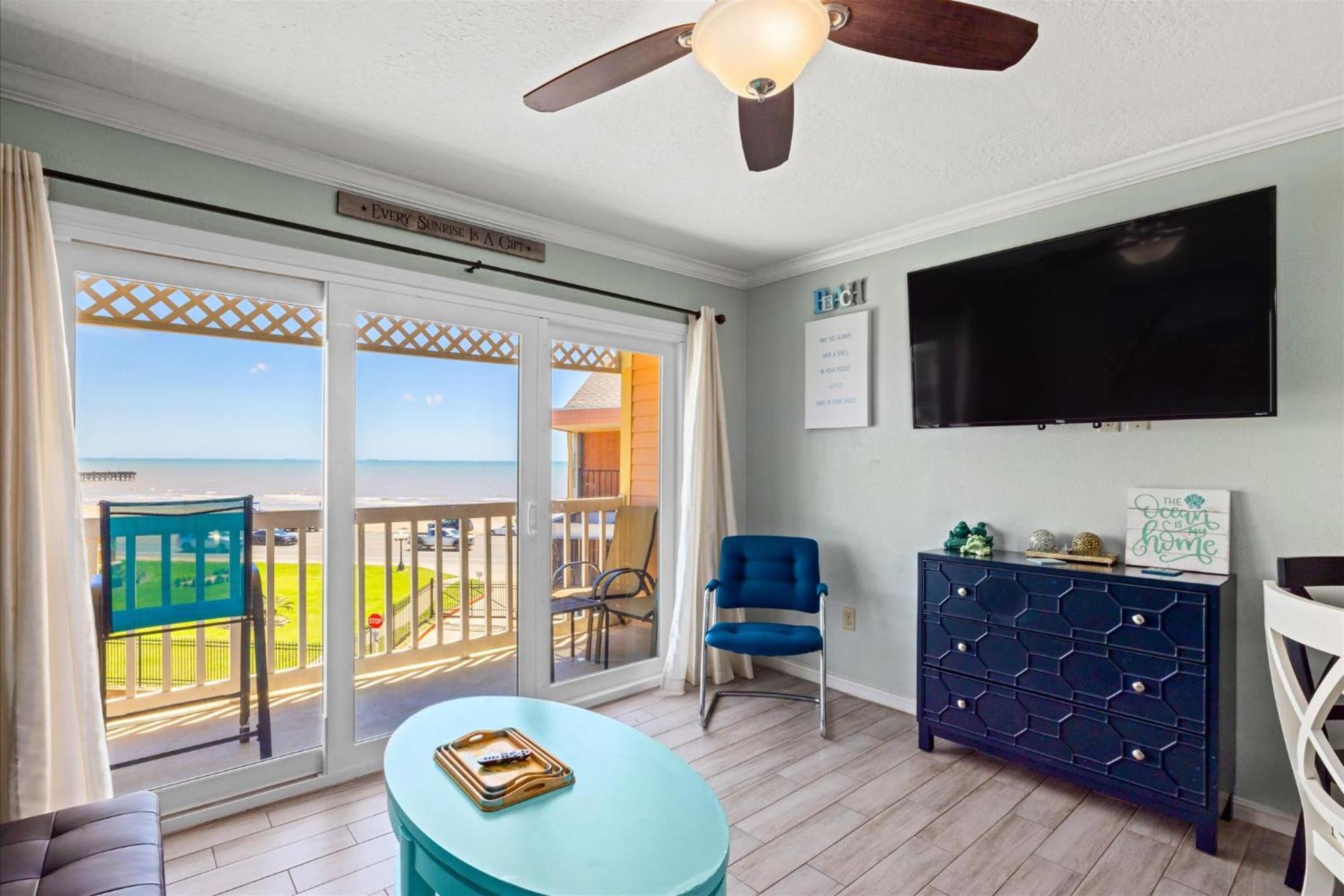 Charming Waterfront Condo Galveston Exterior photo